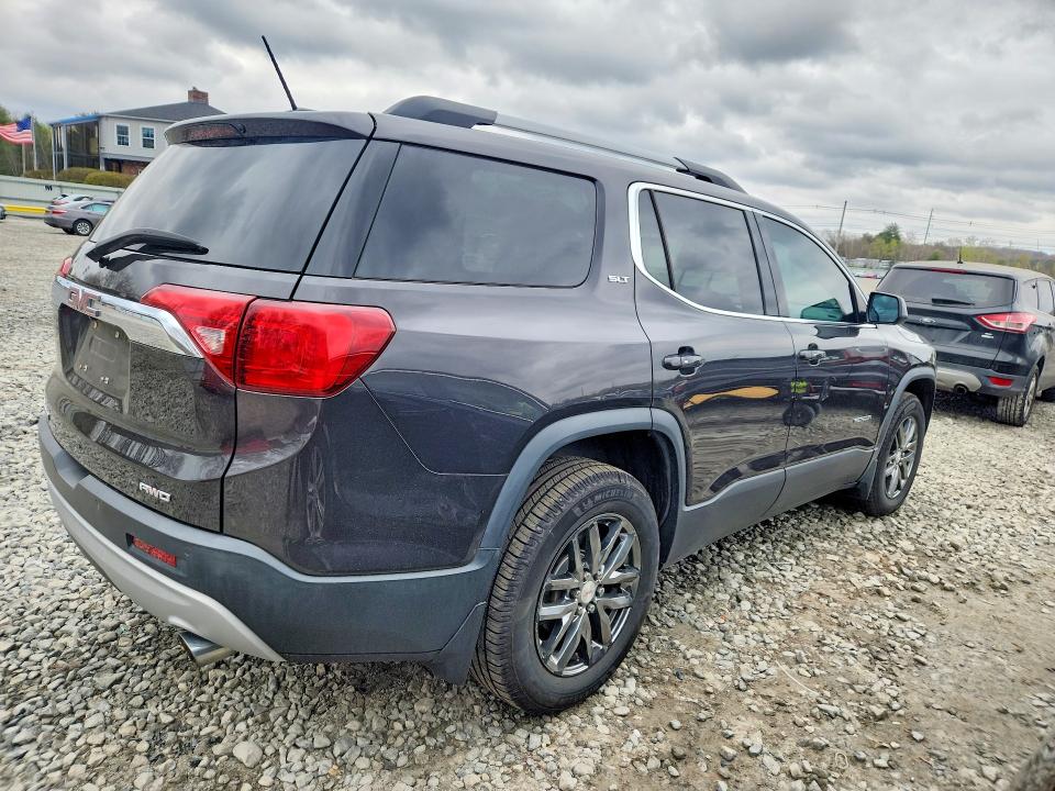 50927596 :رقم المزاد ، 1GKKNULS4HZ312557 vin ، 2017 Gmc Acadia مزاد بيع