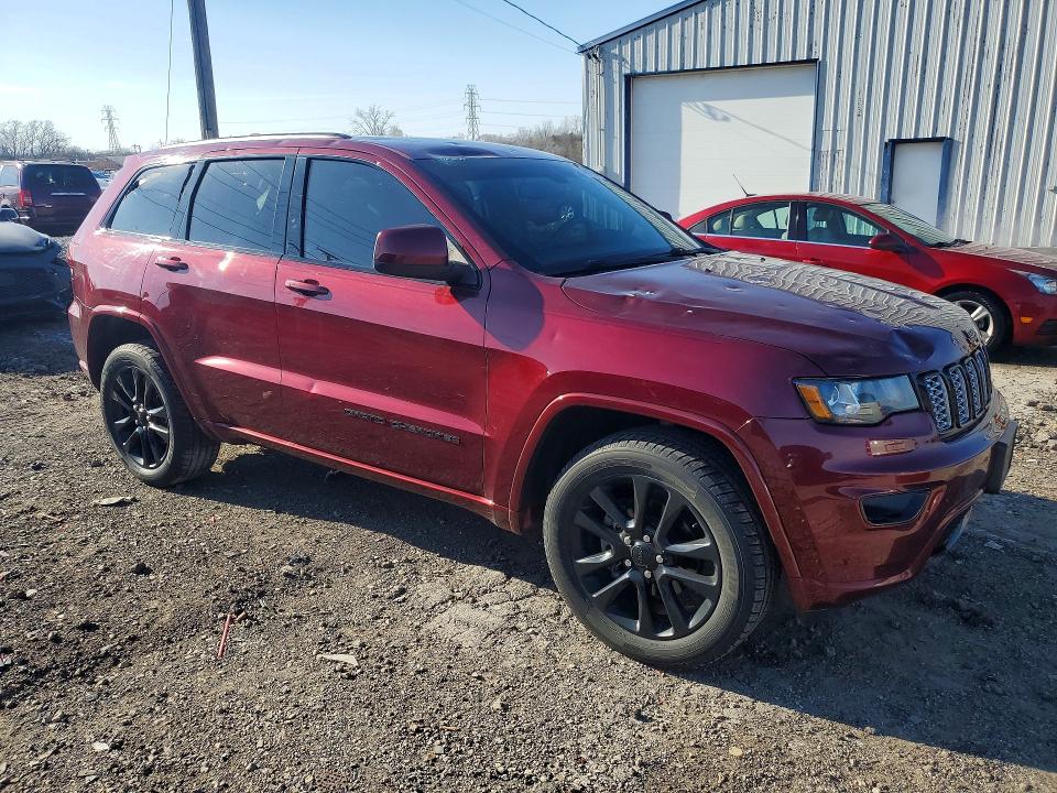 Продажа на аукционе авто 2018 Jeep Grand Cherokee, vin: 1C4RJFAG2JC390795, номер лота: 47911886