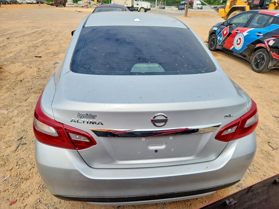50504786 :رقم المزاد ، 1N4AL3AP0JC114935 vin ، 2018 Nissan Altima مزاد بيع