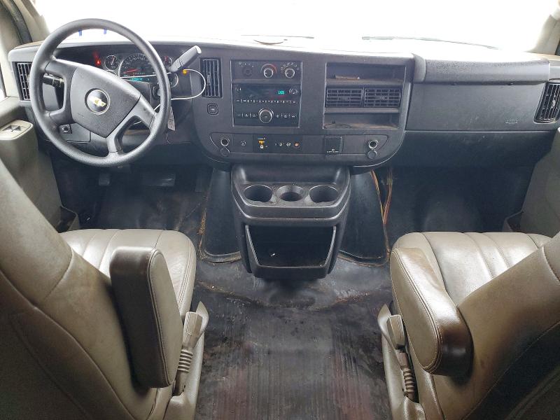 55808606 :رقم المزاد ، 1GCWGBFP8K1152532 vin ، 2019 Chevrolet Express G2500 مزاد بيع
