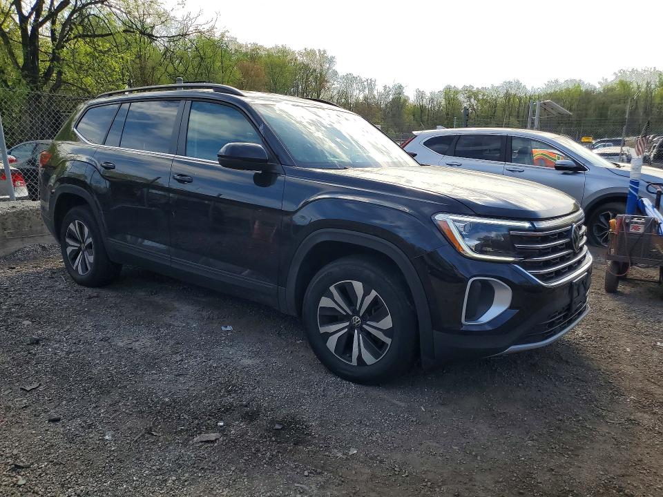 49979436 :رقم المزاد ، 1V2DR2CAXRC514990 vin ، 2024 Volkswagen Atlas مزاد بيع