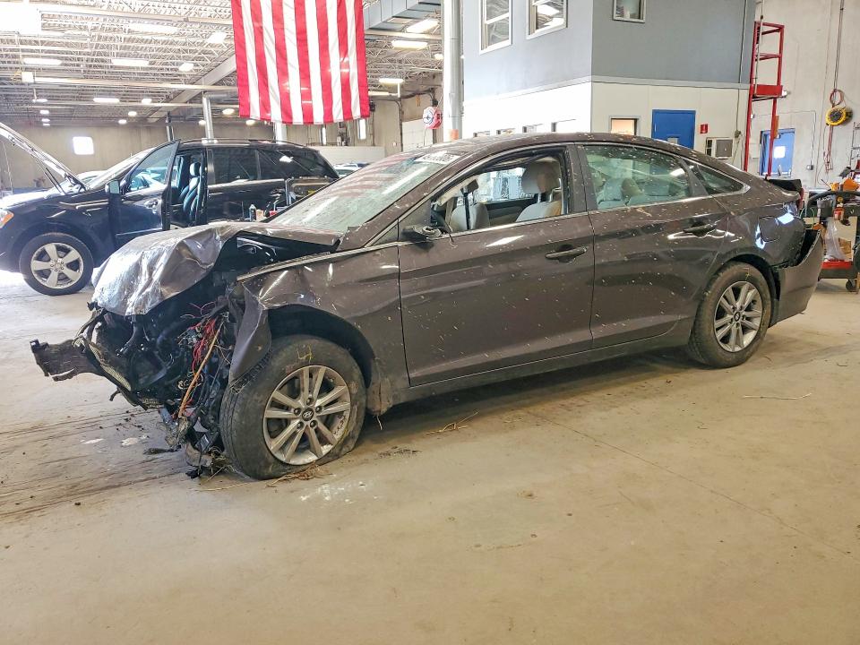 49165906 :رقم المزاد ، 5NPE24AF1FH227073 vin ، 2015 Hyundai Sonata مزاد بيع