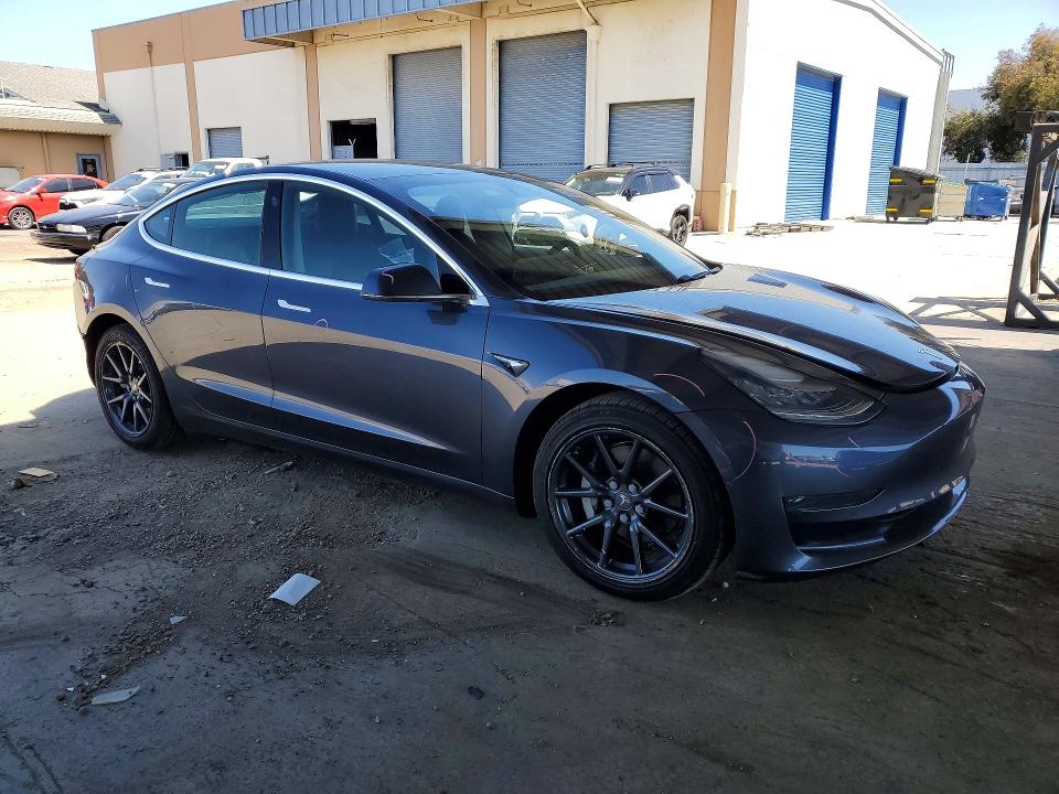 51856626 :رقم المزاد ، 5YJ3E1EA9LF739377 vin ، 2020 Tesla Model 3 مزاد بيع