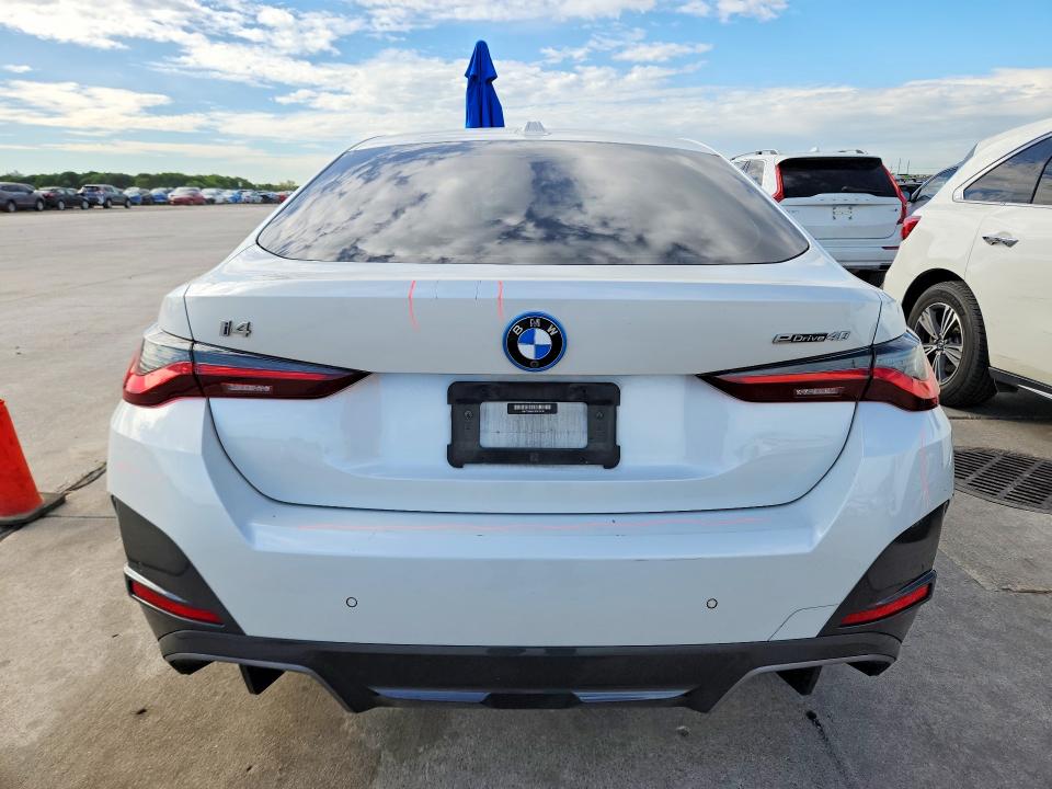 49159576 :رقم المزاد ، WBY73AW01NFN10198 vin ، 2022 Bmw I4 مزاد بيع
