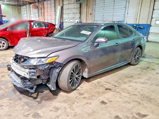 2020 Toyota Camry Hybrid მანქანა იყიდება აუქციონზე, vin: 4T1J31AK7LU012267, აუქციონის ნომერი: 50246886