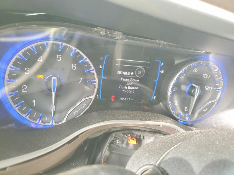 48609656 :رقم المزاد ، 2C4RC1BGXHR810221 vin ، 2017 Chrysler Pacifica مزاد بيع