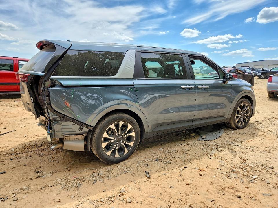 49570286 :رقم المزاد ، KNDNC5H3XR6404104 vin ، 2024 Kia Carnival مزاد بيع