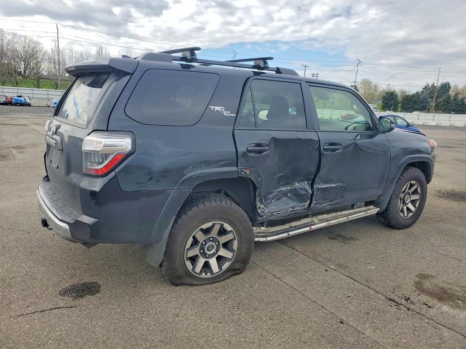 48701856 :رقم المزاد ، JTERU5JR1R6269815 vin ، 2024 Toyota 4runner مزاد بيع