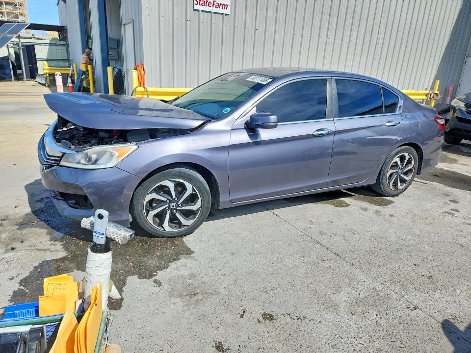 48777486 :رقم المزاد ، 1HGCR2F7XGA128853 vin ، 2016 Honda Accord مزاد بيع