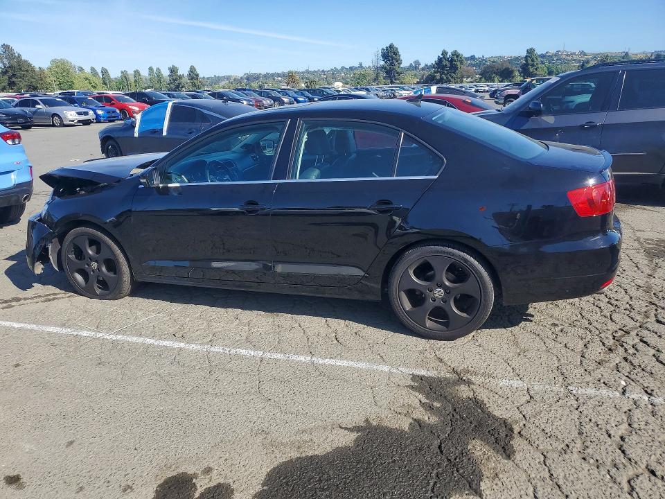 Продажа на аукционе авто 2013 Volkswagen Jetta, vin: 3VWLP7AJ2DM450970, номер лота: 49143016