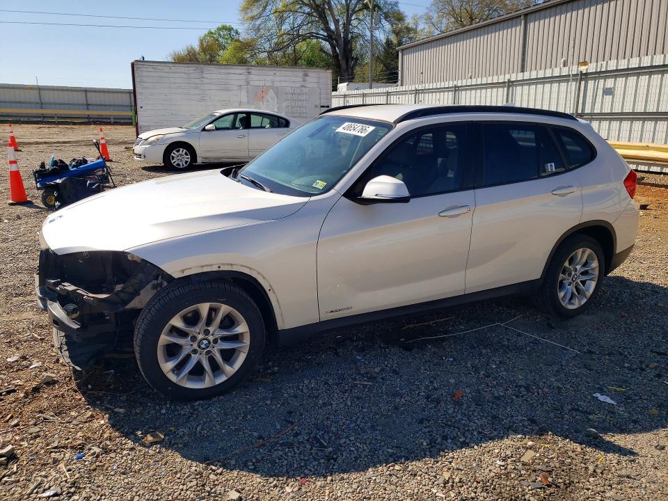 48654766 :رقم المزاد ، WBAVL1C5XFVY25403 vin ، 2015 Bmw X1 مزاد بيع