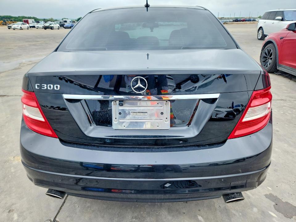 2011 Mercedes-benz C მანქანა იყიდება აუქციონზე, vin: WDDGF5EB3BR146451, აუქციონის ნომერი: 51002656