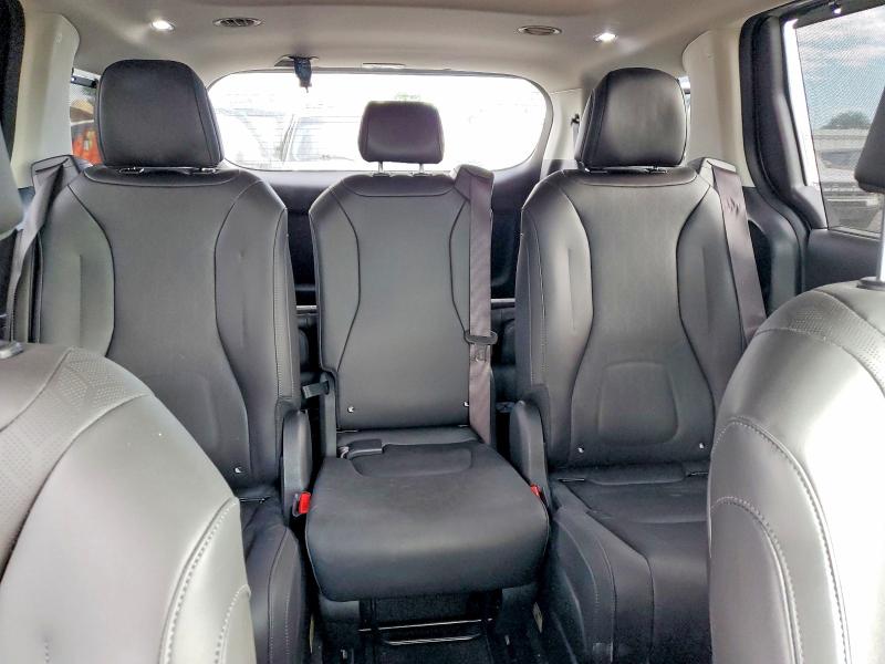 50394546 :رقم المزاد ، KNDNE5KA9S6077198 vin ، 2025 Kia Carnival Hybrid مزاد بيع