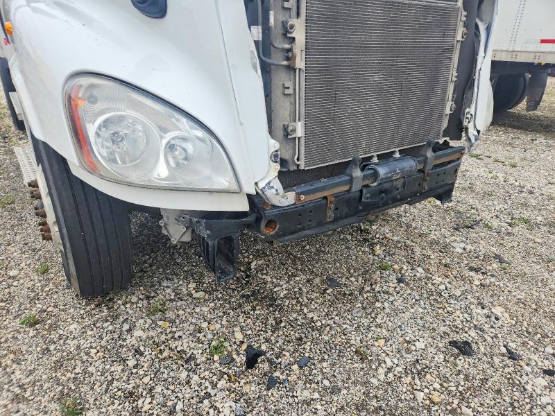 2016 Freightliner Cascadia 113 მანქანა იყიდება აუქციონზე, vin: 3AKJGHDV8GSHD8363, აუქციონის ნომერი: 50149406