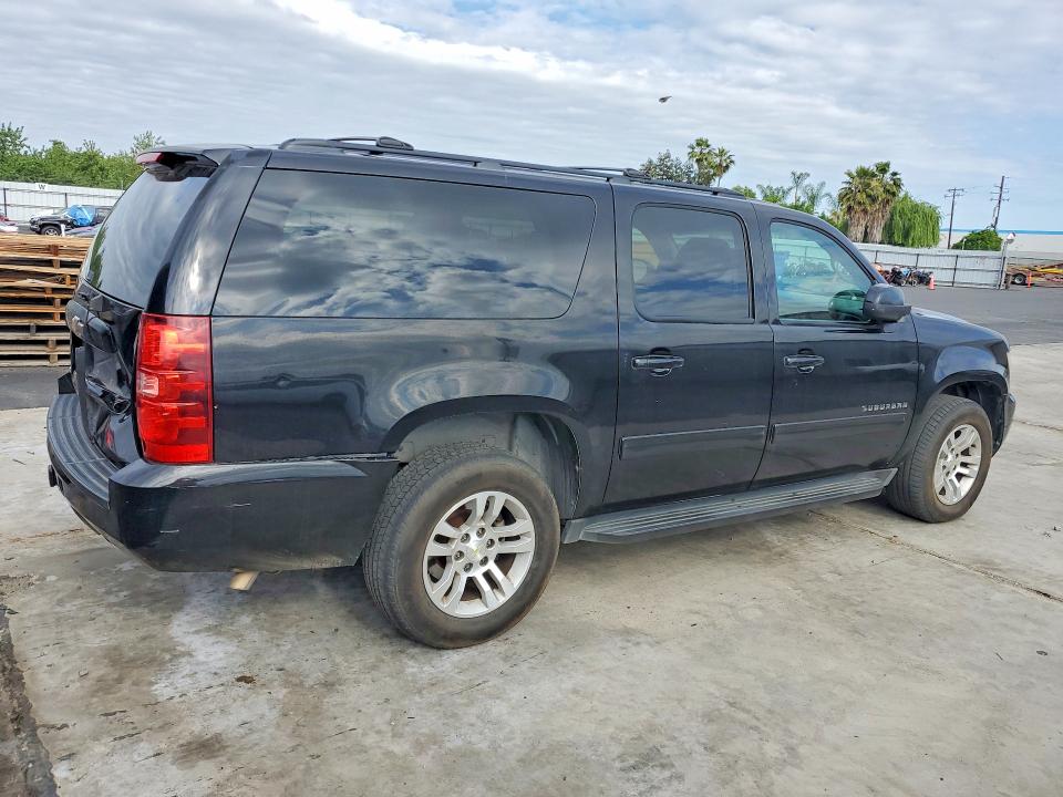 Продажа на аукционе авто 2011 Chevrolet Suburban, vin: 1GNSCHE06BR379308, номер лота: 51275516