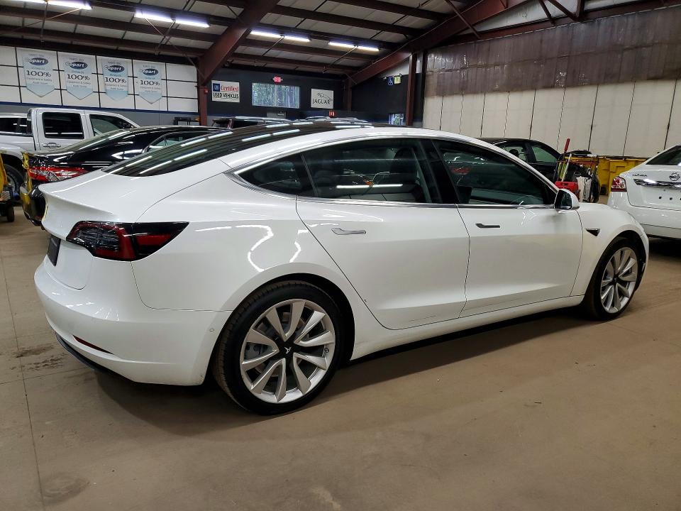 Продаж на аукціоні авто 2019 Tesla Model 3, vin: 5YJ3E1EAXKF417507, номер лоту: 51021316