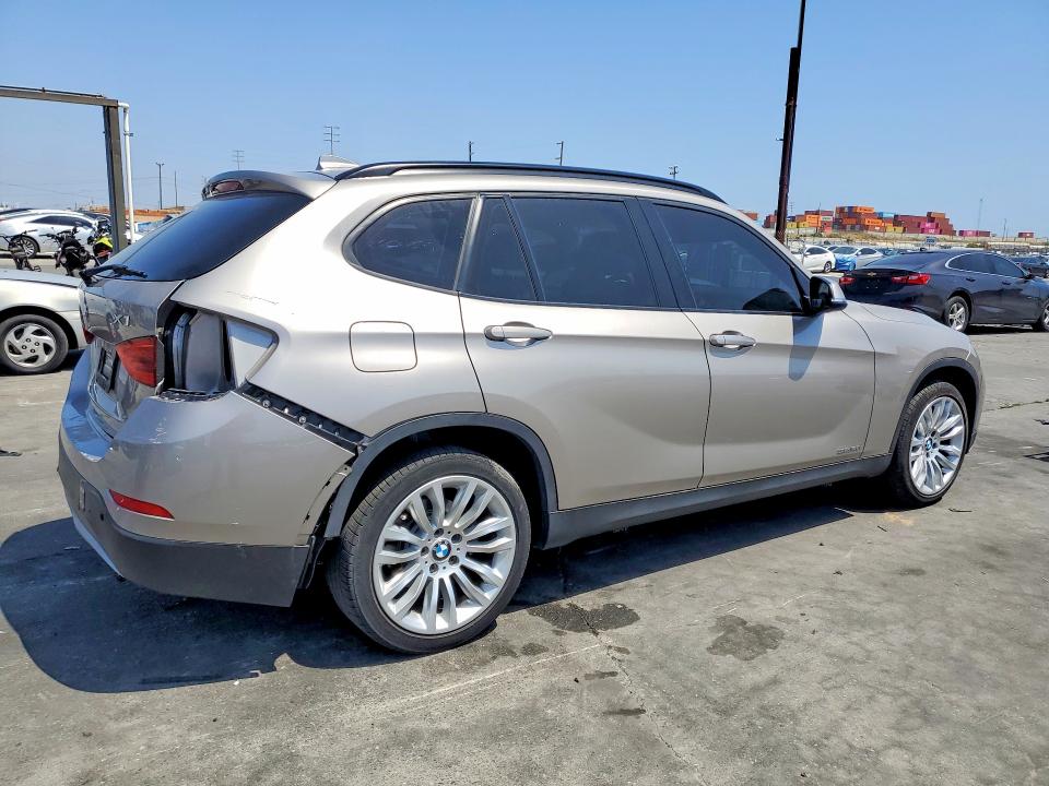 Продажа на аукционе авто 2015 Bmw X1, vin: WBAVM1C51FV314918, номер лота: 52024486