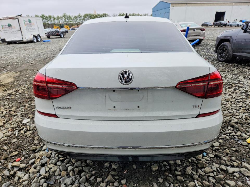 Продаж на аукціоні авто 2017 Volkswagen Passat, vin: 1VWDT7A33HC061196, номер лоту: 48437056