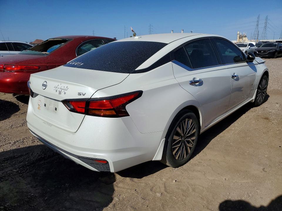 50617816 :رقم المزاد ، 1N4BL4DV2RN317135 vin ، 2024 Nissan Altima مزاد بيع