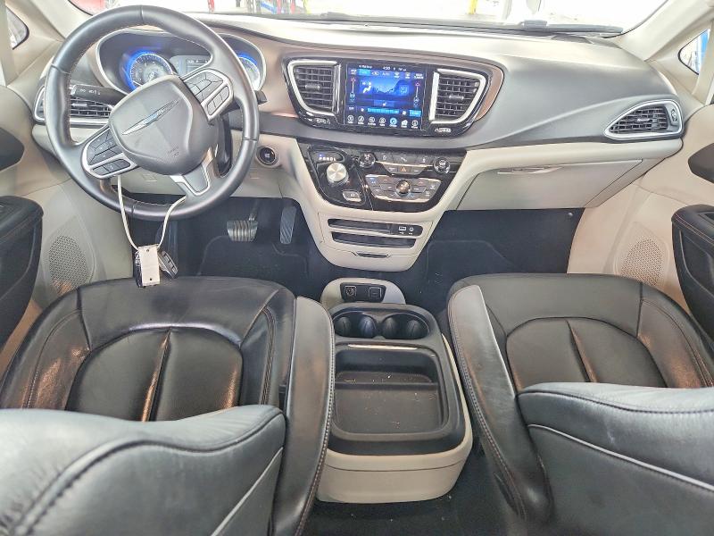 49021116 :رقم المزاد ، 2C4RC1BG7HR744582 vin ، 2017 Chrysler Pacifica مزاد بيع