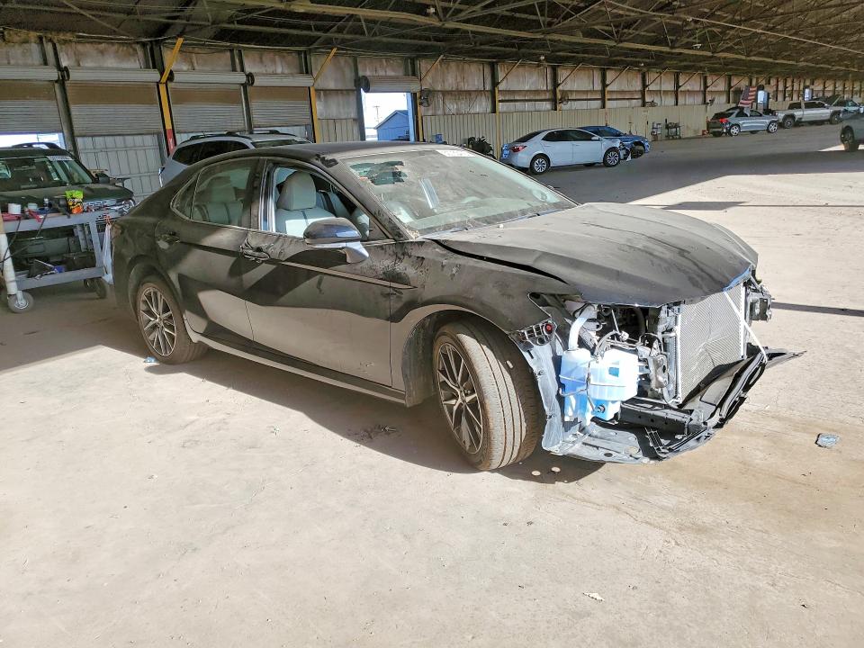 Продаж на аукціоні авто 2021 Toyota Camry, vin: 4T1F11BK0MU024725, номер лоту: 50785476
