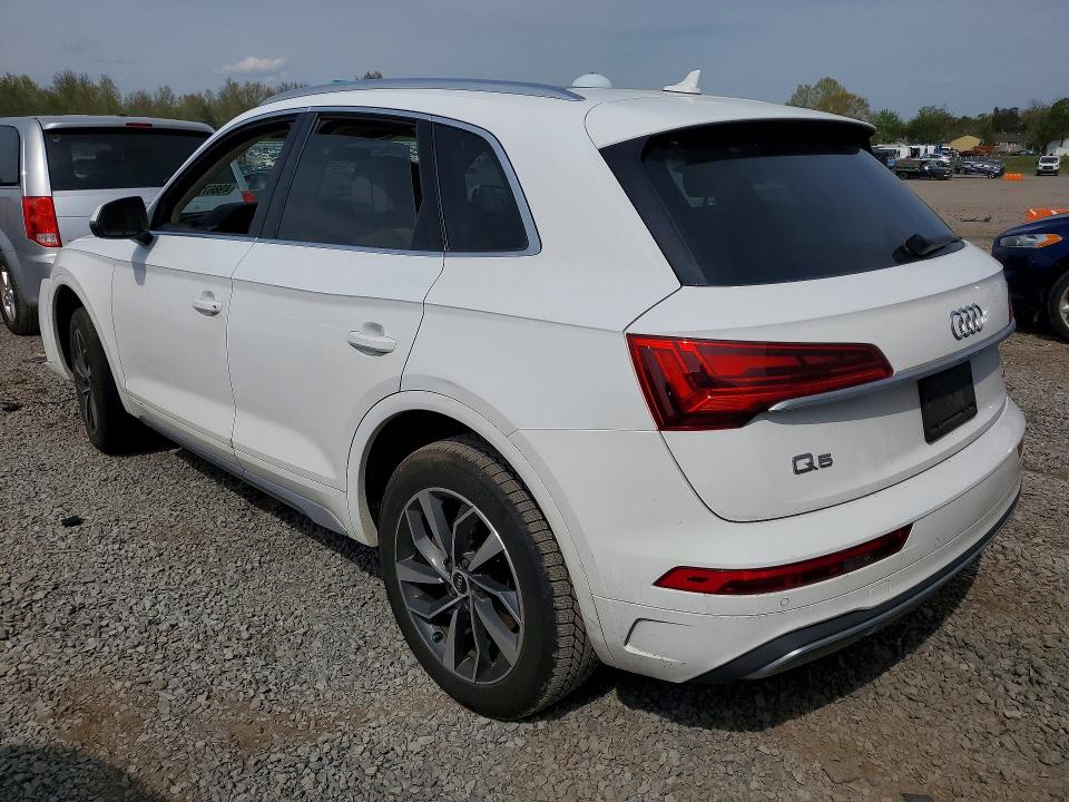 49867216 :رقم المزاد ، WA1BAAFY3M2067141 vin ، 2021 Audi Q5 مزاد بيع