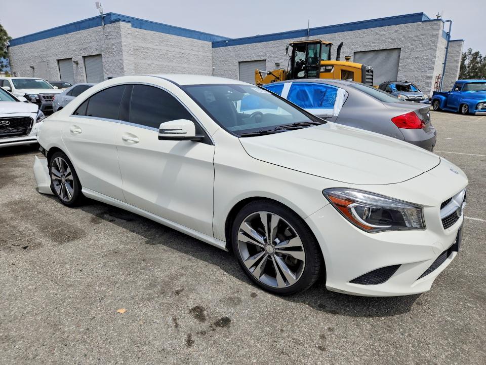2014 Mercedes-benz Cla მანქანა იყიდება აუქციონზე, vin: WDDSJ4EB3EN158274, აუქციონის ნომერი: 50330506