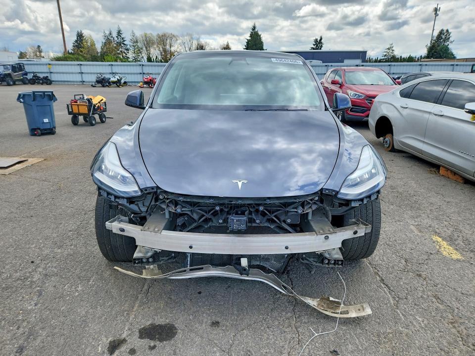 Продажа на аукционе авто 2020 Tesla Model Y, vin: 5YJYGDEE9LF018870, номер лота: 49642406