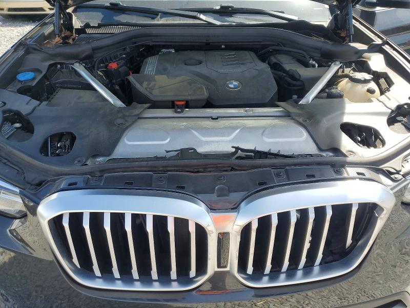 50505586 :رقم المزاد ، 5UX43DP09N9M83639 vin ، 2022 Bmw X3 مزاد بيع