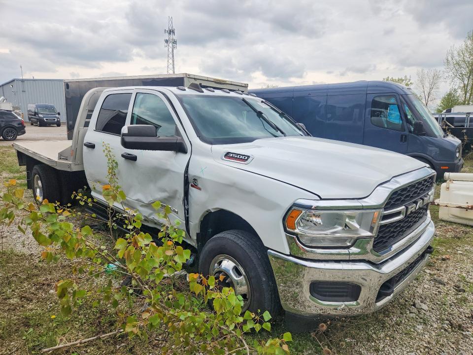 79509345 :رقم المزاد ، 3C7WRTCL0NG417132 vin ، 2022 Ram 3500 مزاد بيع