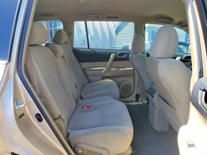 Продажа на аукционе авто 2012 Toyota Highlander, vin: 5TDBK3EH2CS095052, номер лота: 51173696