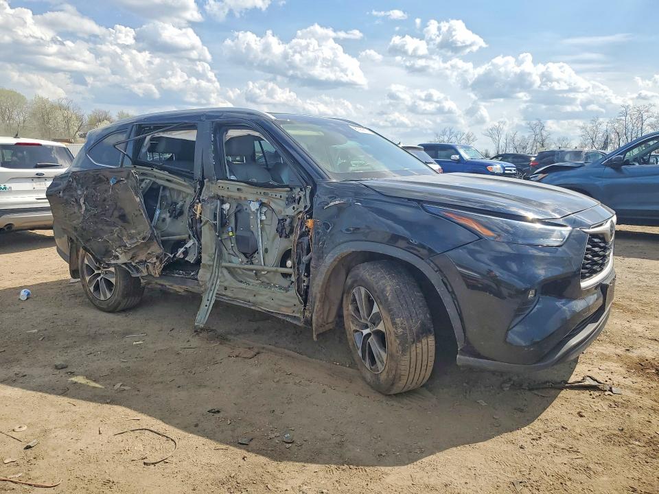 Aukcja sprzedaży 2023 Toyota Highlander, vin: 5TDKDRAHXPS004716, numer aukcji: 48325816
