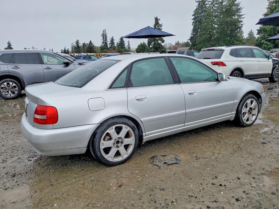 2000 Audi S4 მანქანა იყიდება აუქციონზე, vin: WAUDD68D6YA033121, აუქციონის ნომერი: 48350466