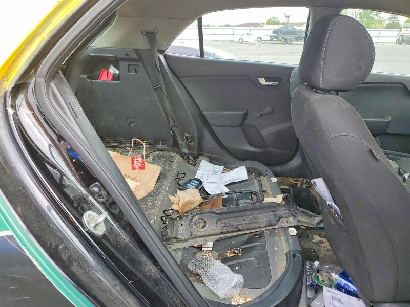 50877756 :رقم المزاد ، 3KPA25AB3JE119777 vin ، 2018 Kia Rio 5-door مزاد بيع