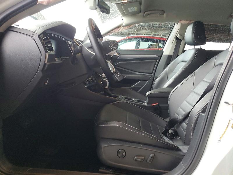 50676886 :رقم المزاد ، 3VWEM7BU9PM010873 vin ، 2023 Volkswagen Jetta مزاد بيع