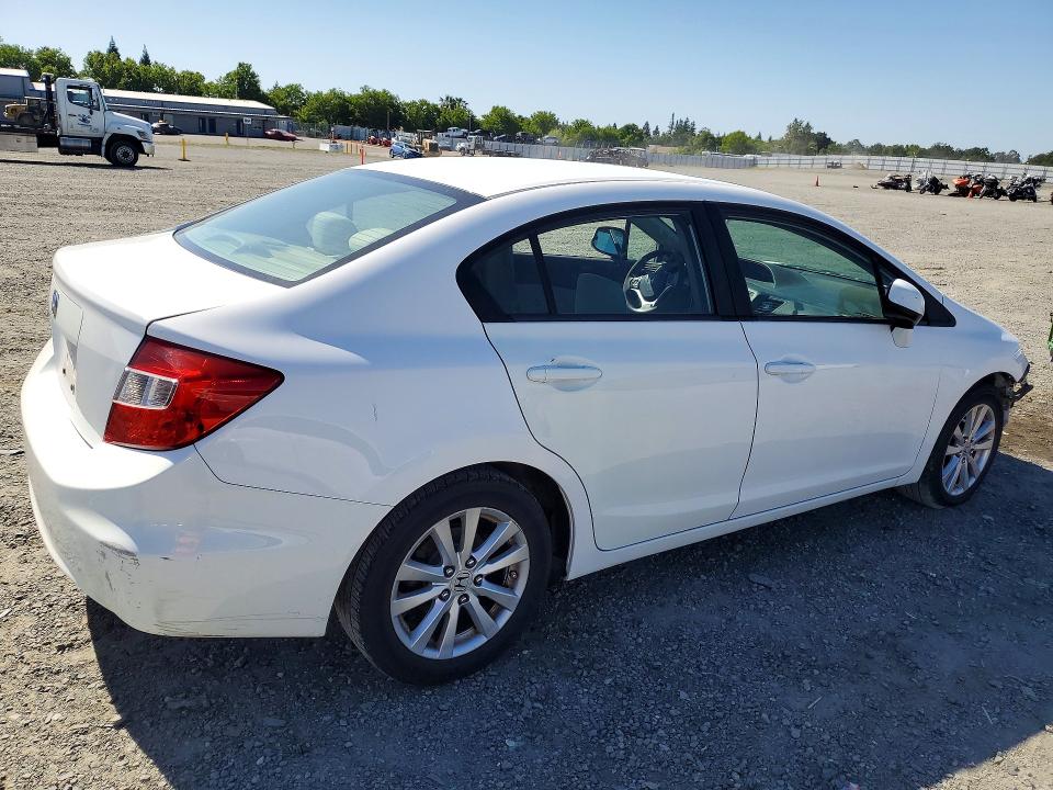 51003016 :رقم المزاد ، 19XFB2F81CE318749 vin ، 2012 Honda Civic مزاد بيع