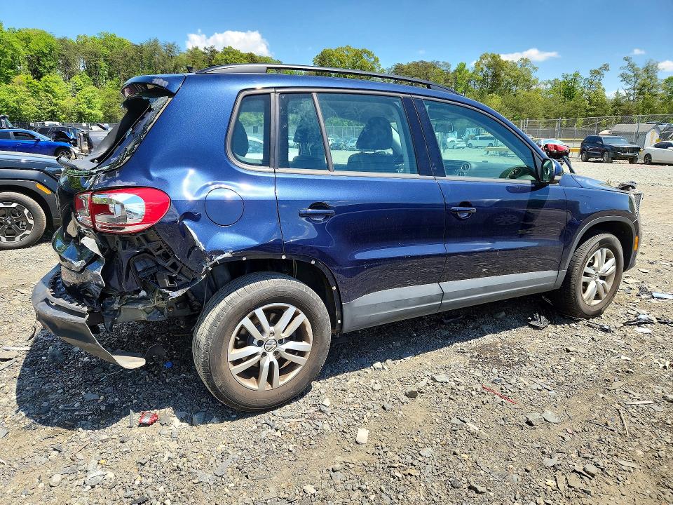 2015 Volkswagen Tiguan მანქანა იყიდება აუქციონზე, vin: WVGAV7AXXFW510755, აუქციონის ნომერი: 51958386