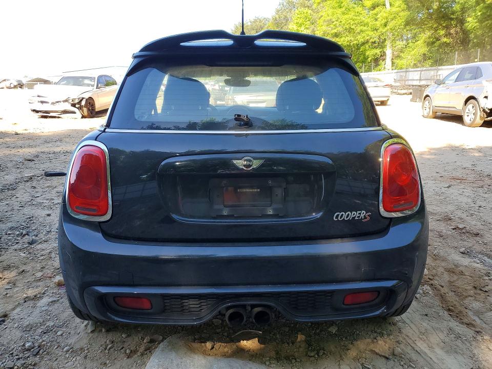 2016 Mini Cooper მანქანა იყიდება აუქციონზე, vin: WMWXP7C57G2C60873, აუქციონის ნომერი: 51242576