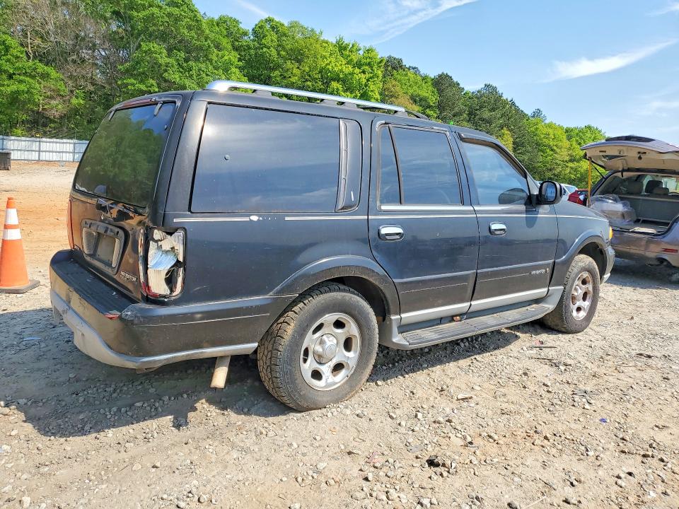 48108216 :رقم المزاد ، 5LMPU28A9YLJ00290 vin ، 2000 Lincoln Townhouse Navigator مزاد بيع