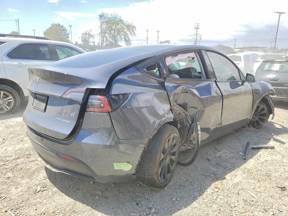 49822186 :رقم المزاد ، 7SAYGDEE0PF620260 vin ، 2023 Tesla Model Y مزاد بيع