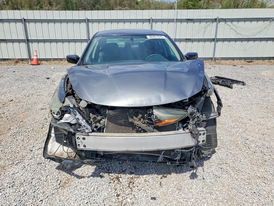 2017 Nissan Altima მანქანა იყიდება აუქციონზე, vin: 1N4AL3AP5HC264498, აუქციონის ნომერი: 48401876