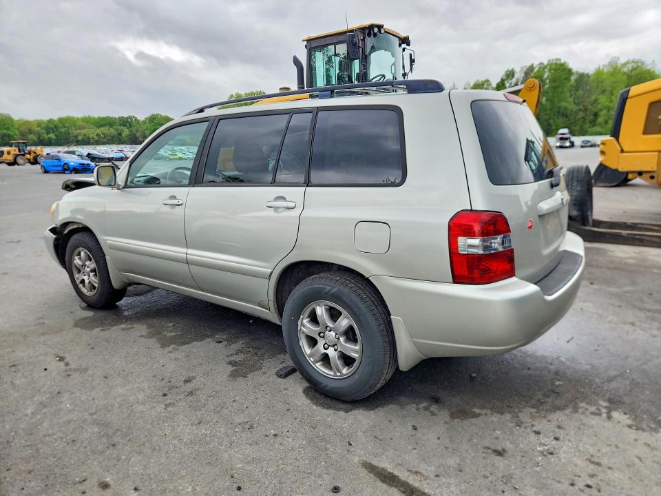 51869326 :رقم المزاد ، JTEDP21A340027050 vin ، 2004 Toyota Highlander مزاد بيع