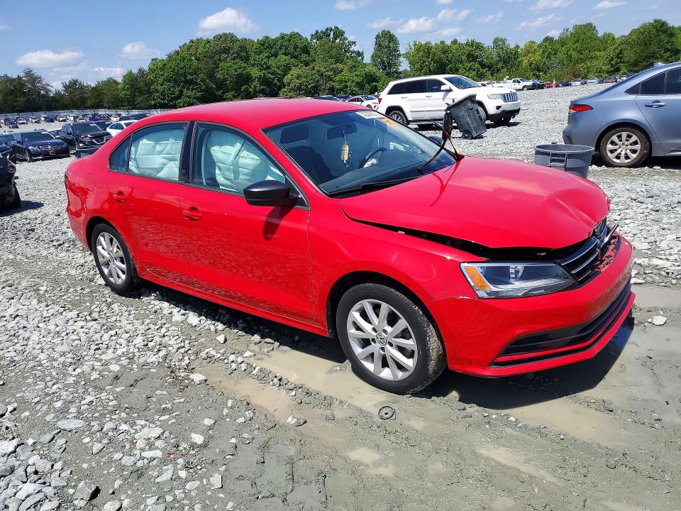 52029076 :رقم المزاد ، 3VWD17AJ7FM315945 vin ، 2015 Volkswagen Jetta مزاد بيع