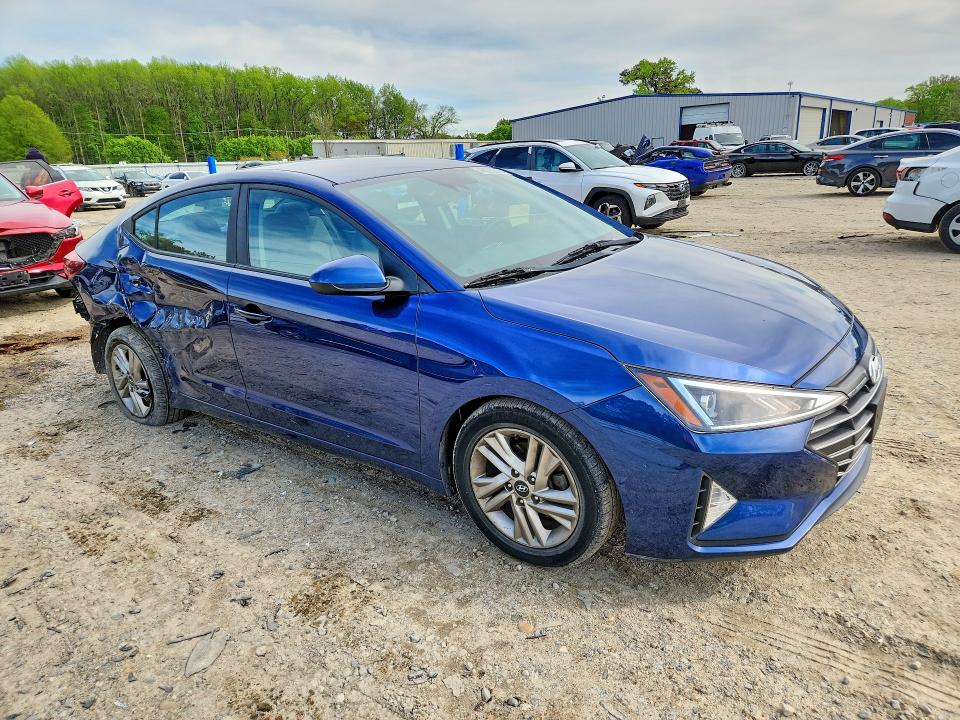 48355096 :رقم المزاد ، 5NPD84LF9KH483561 vin ، 2019 Hyundai Elantra مزاد بيع