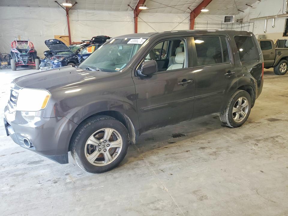 49999376 :رقم المزاد ، 5FNYF4H54EB031088 vin ، 2014 Honda Pilot مزاد بيع