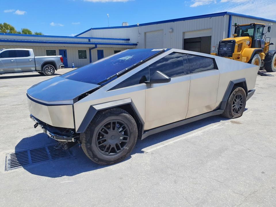 Aukcja sprzedaży 2025 Tesla Cybertruck, vin: 7G2CEHED3SA077646, numer aukcji: 48058226