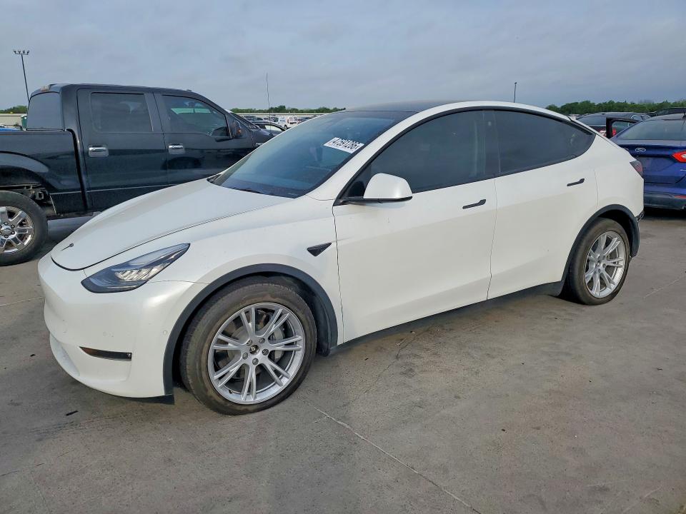 Продажа на аукционе авто 2021 Tesla Model Y, vin: 5YJYGDEE8MF196786, номер лота: 47591286