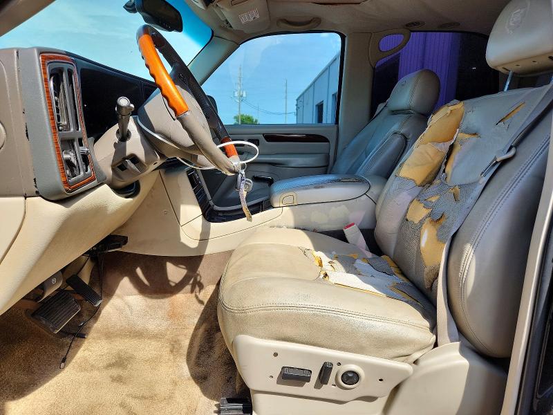 48026616 :رقم المزاد ، 1GYEK63N63R119823 vin ، 2003 Cadillac Escalade مزاد بيع