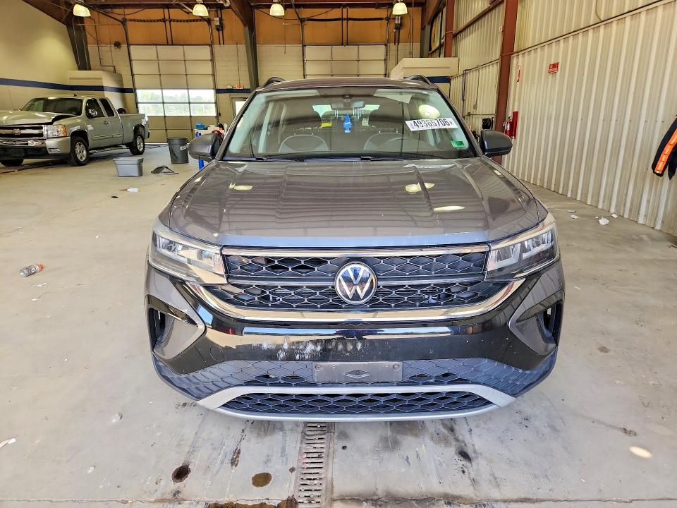 Продажа на аукционе авто 2023 Volkswagen Taos, vin: 3VVCX7B22PM380774, номер лота: 49365706