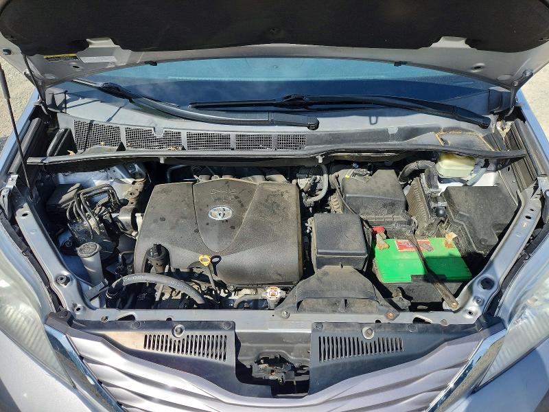 Продажа на аукционе авто 2017 Toyota Sienna, vin: 5TDDZ3DC6HS181336, номер лота: 50774436